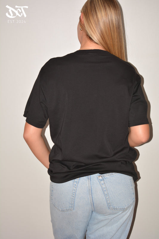 POLERA ALGODON PIMA GAMUZADA DISEÑO DELANTERO CORONA