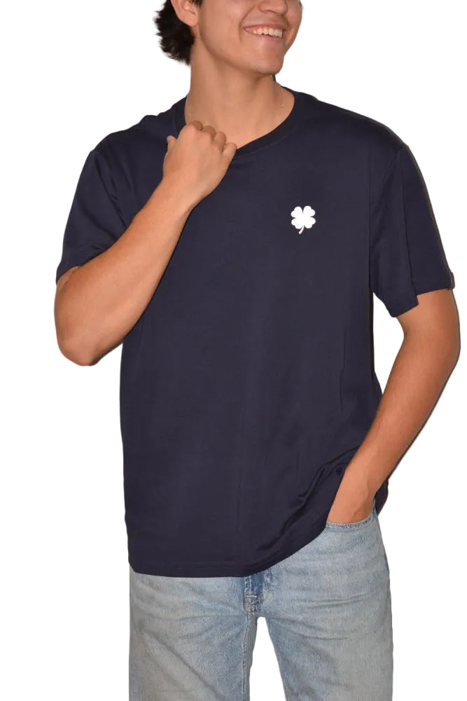 POLERA ALGODON PERUANO GAMUZADA DISEÑO DELANTERO TREBOL