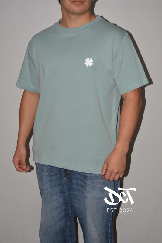 POLERA  ALGODON PIMA DISEÑO TREBOL DOBLE ESTAMPADO